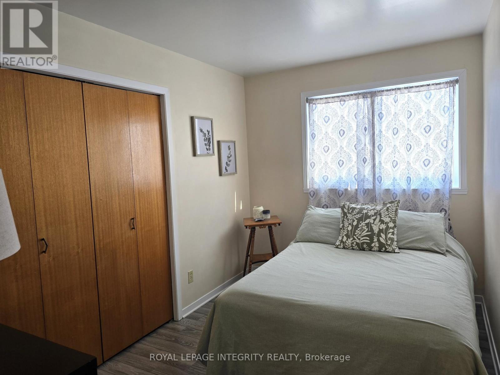 3264 JOHNSTON AVENUE - 12