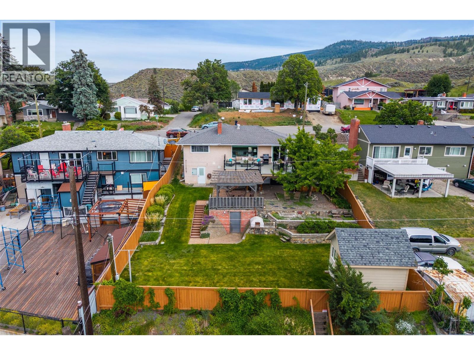1448 Pine Crescent - 49