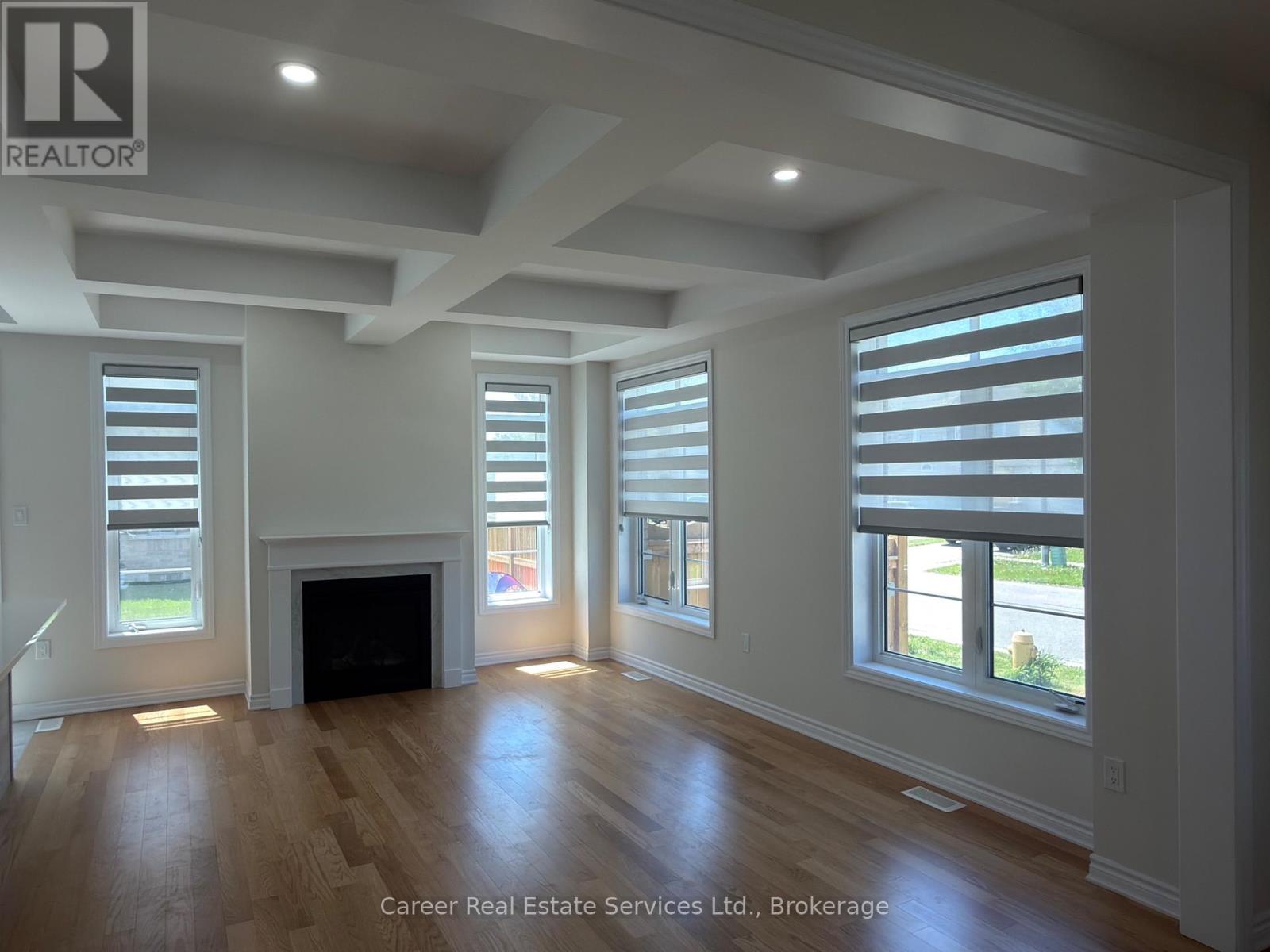 1 WATERFRONT CRESCENT - 10