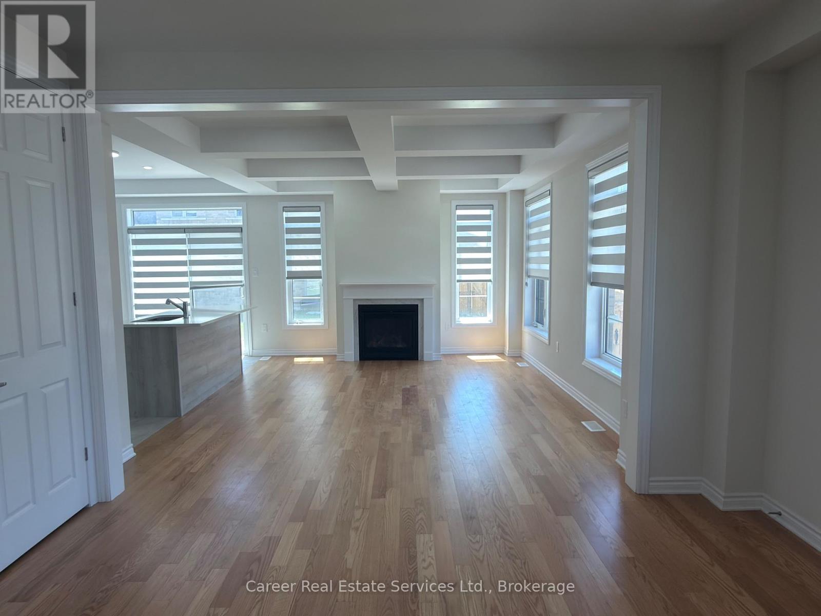 1 WATERFRONT CRESCENT - 9