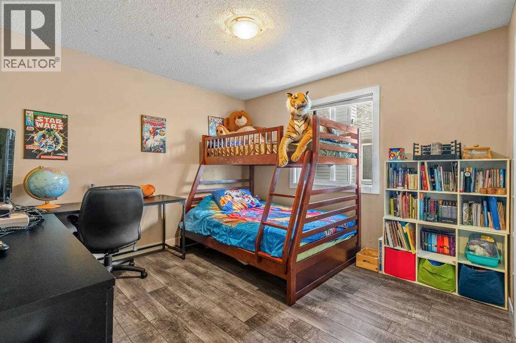 212 Crystal Green Place - 25