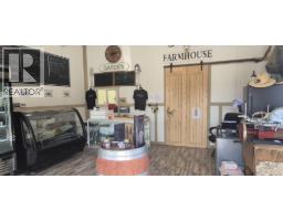 2825 33 Highway, Westbridge, BC V0H2B0 Photo 17