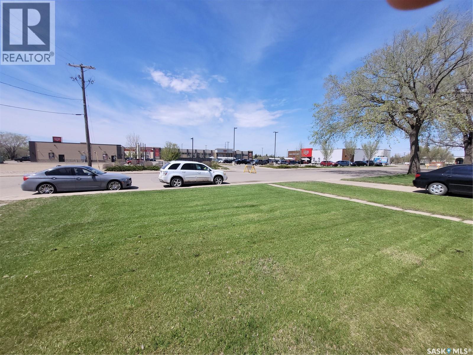 1210 P AVENUE N - 20