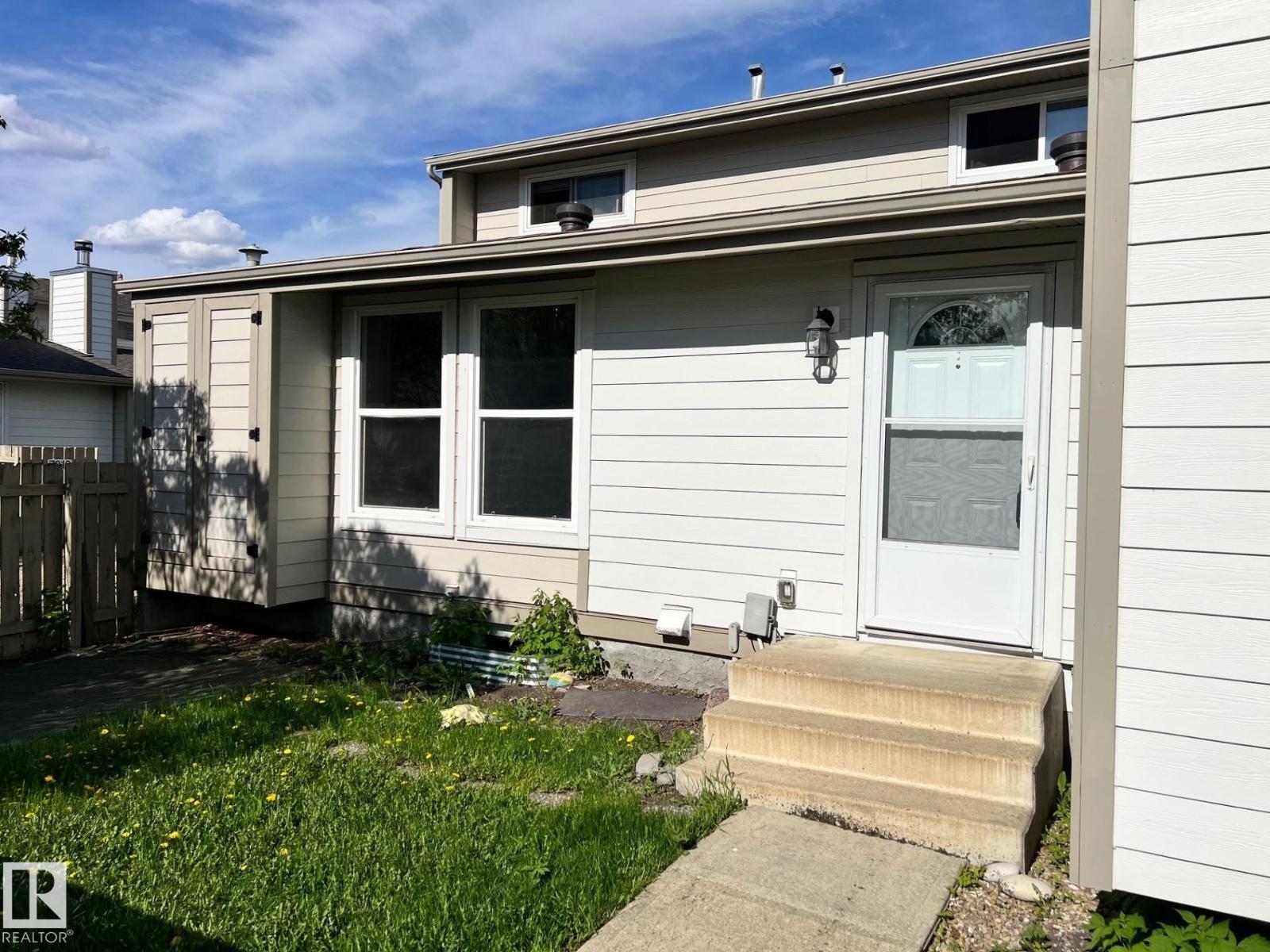7032 MILL WOODS RD NW - 7