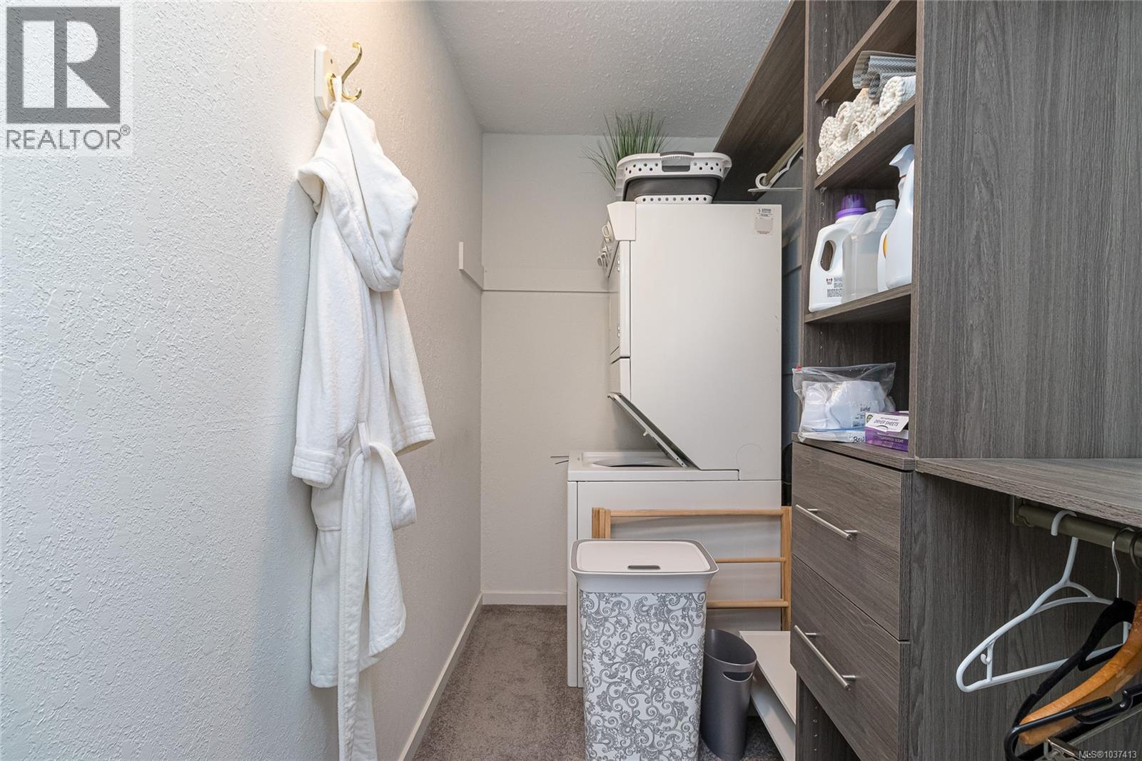 #401 1060 Linden Ave - 16