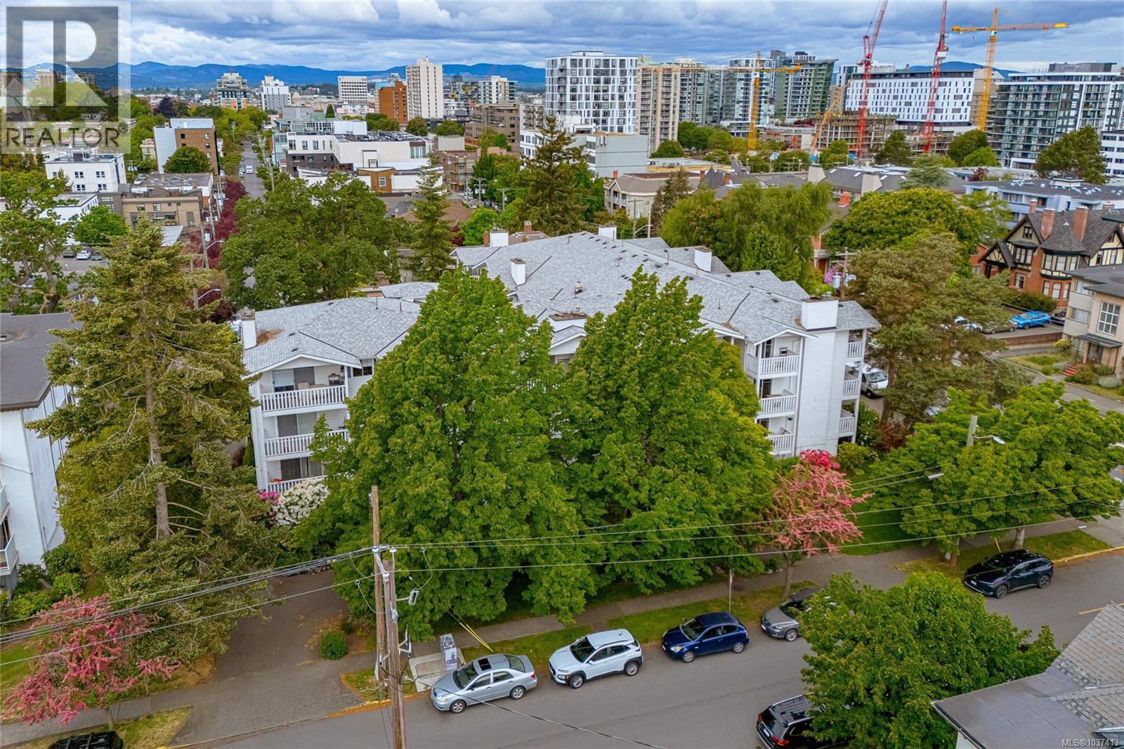 #401 1060 Linden Ave - 31