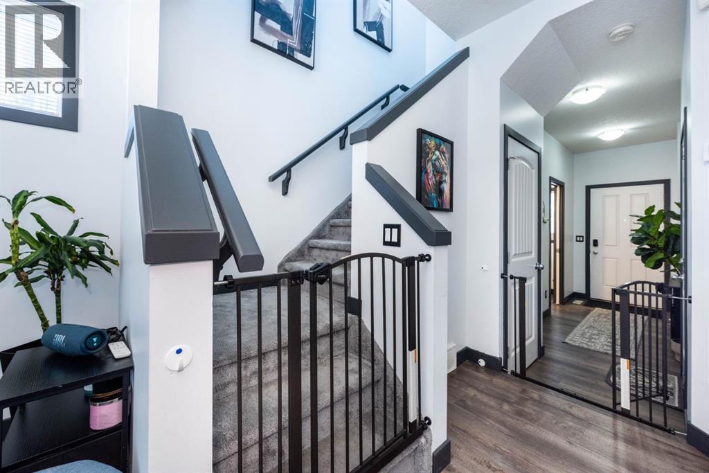 27 Sage Hill Common NW - 11