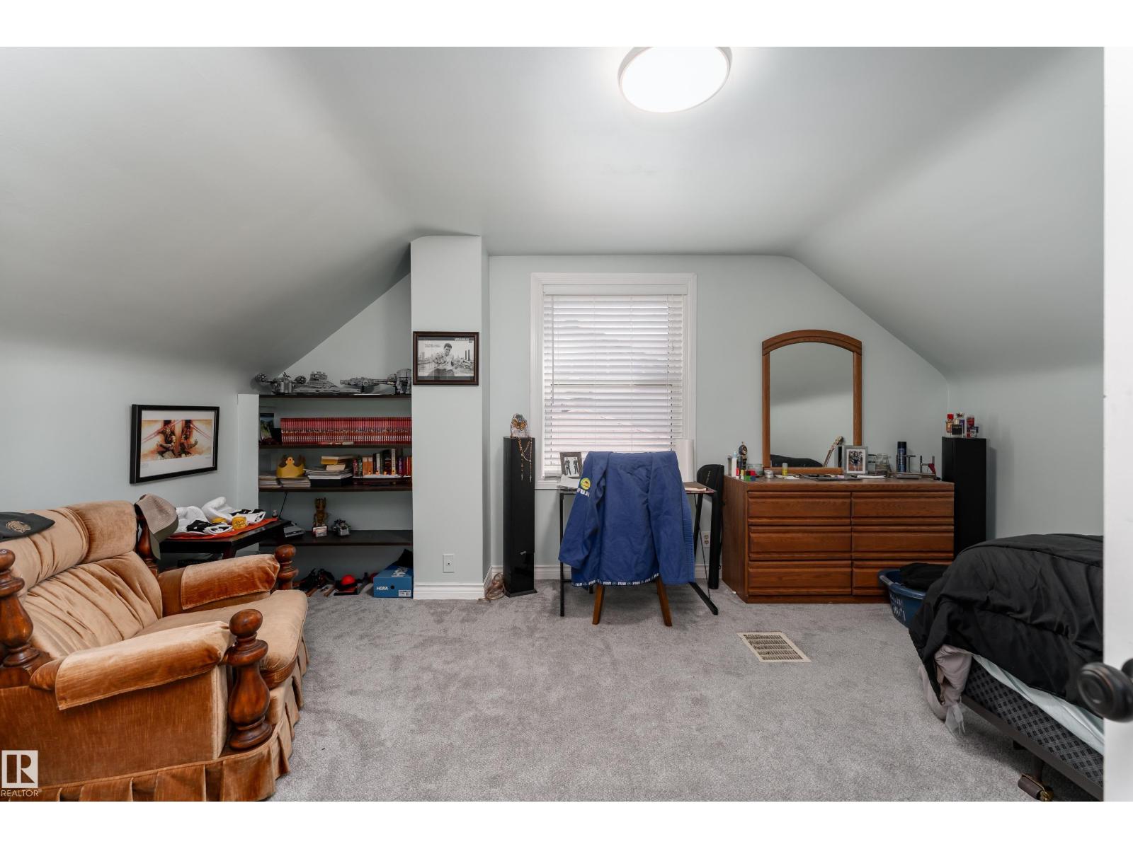 13028 123A AV NW - 16