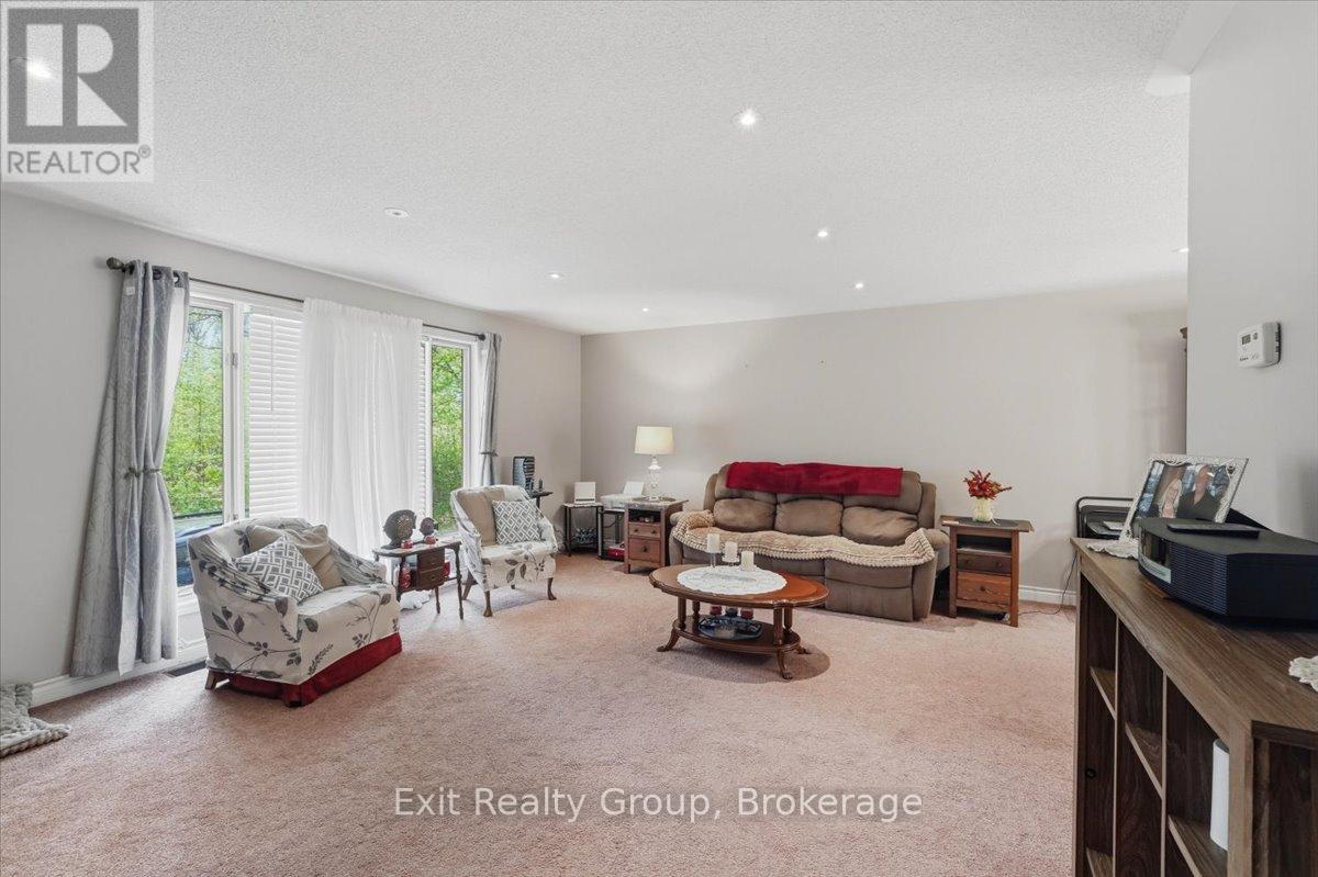 139 MARBLE POINT ROAD - 5