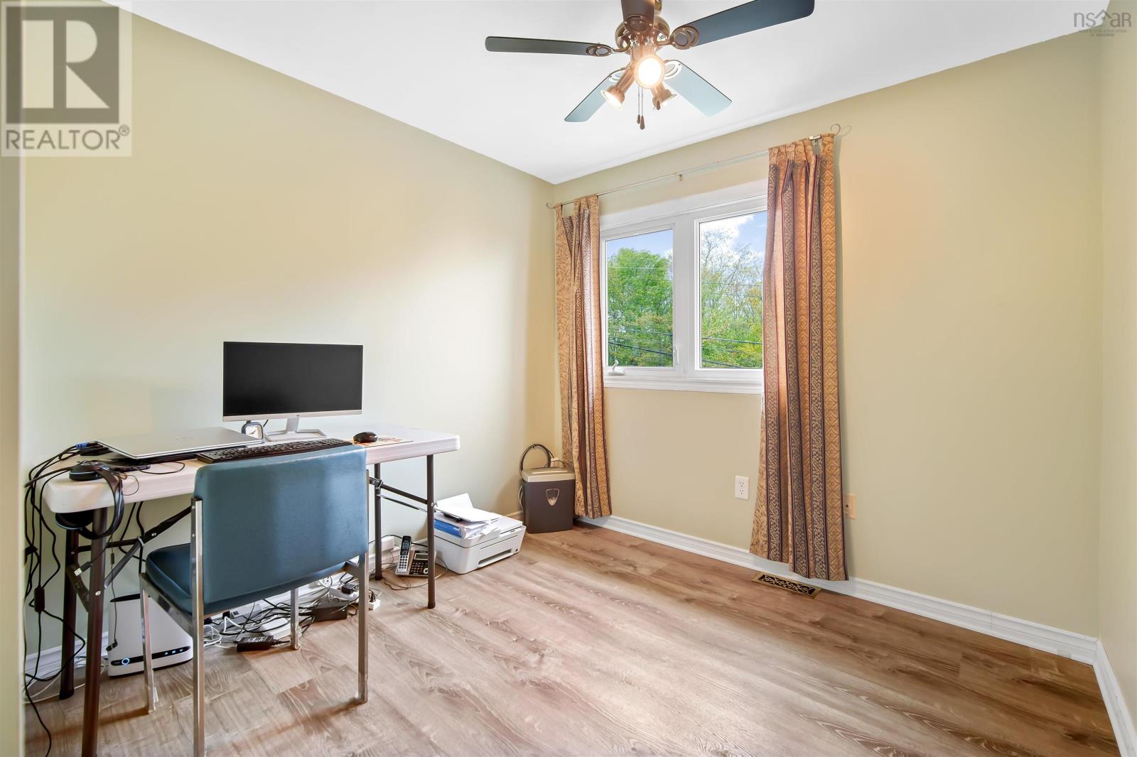 Property 33 of 49 of 114 Frederick Avenue