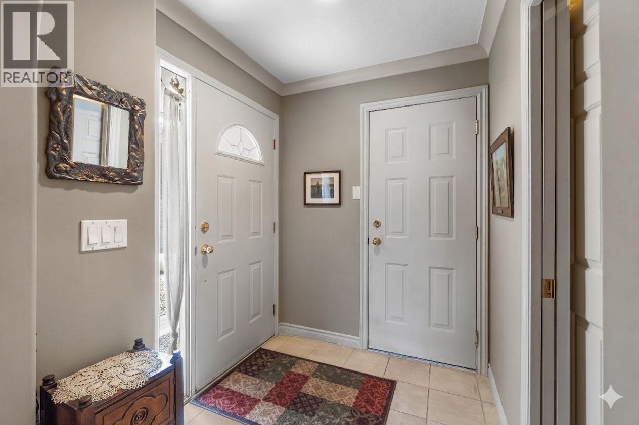 #20 255 PEMBERTON Terrace - 14