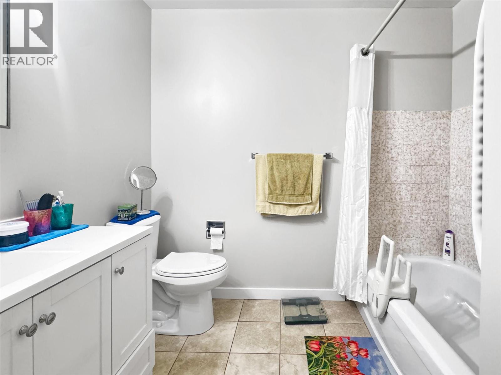 #206B 2321 12TH Street N - 13