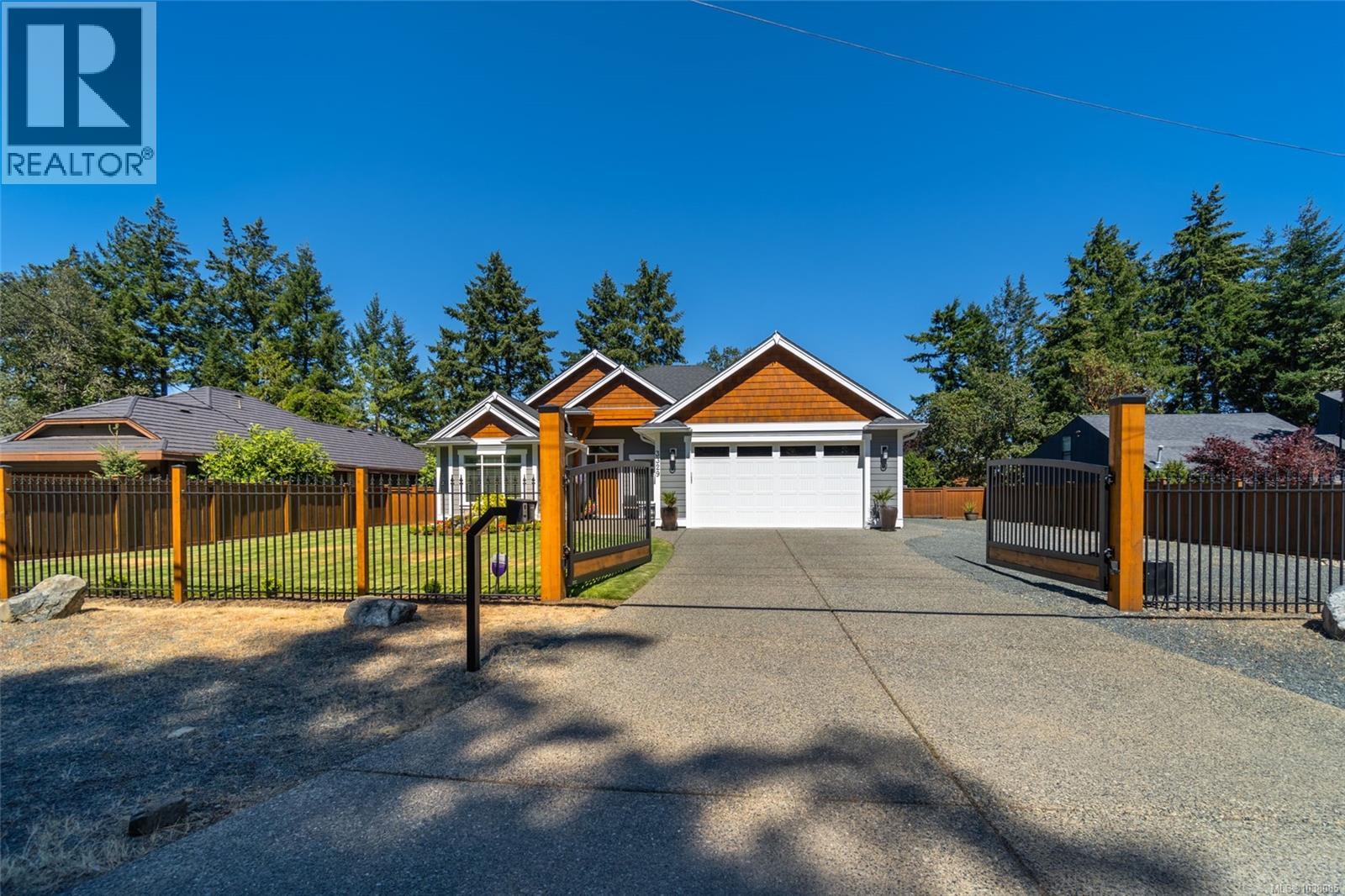 3329 Dolphin Dr - 11