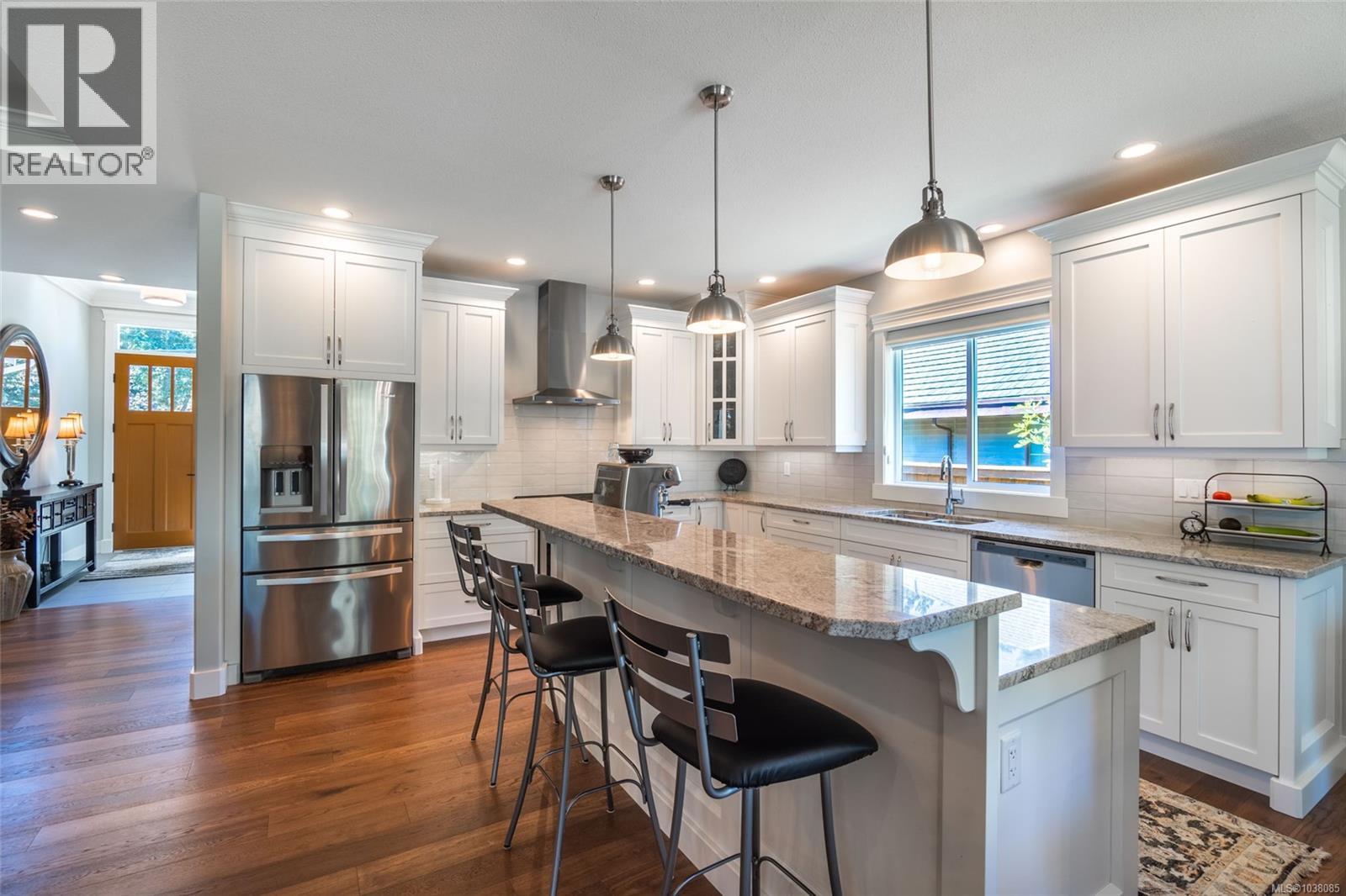 3329 Dolphin Dr - 18