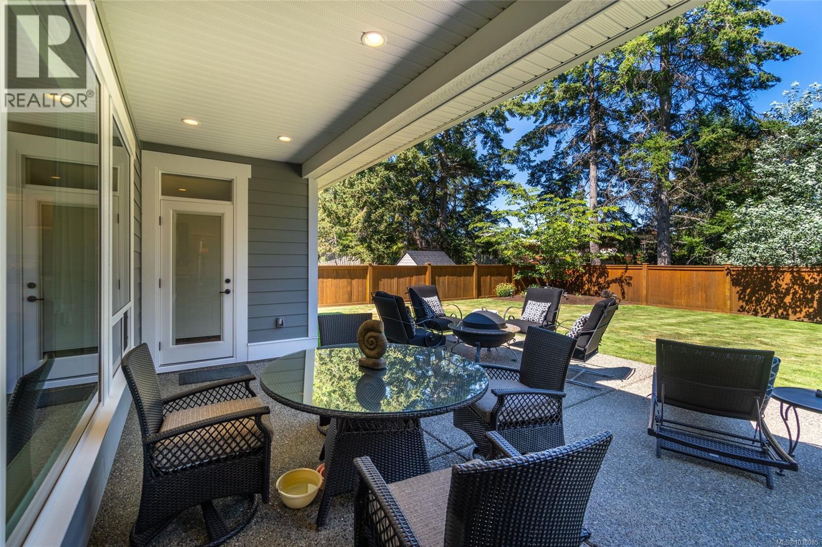 3329 Dolphin Dr - 25