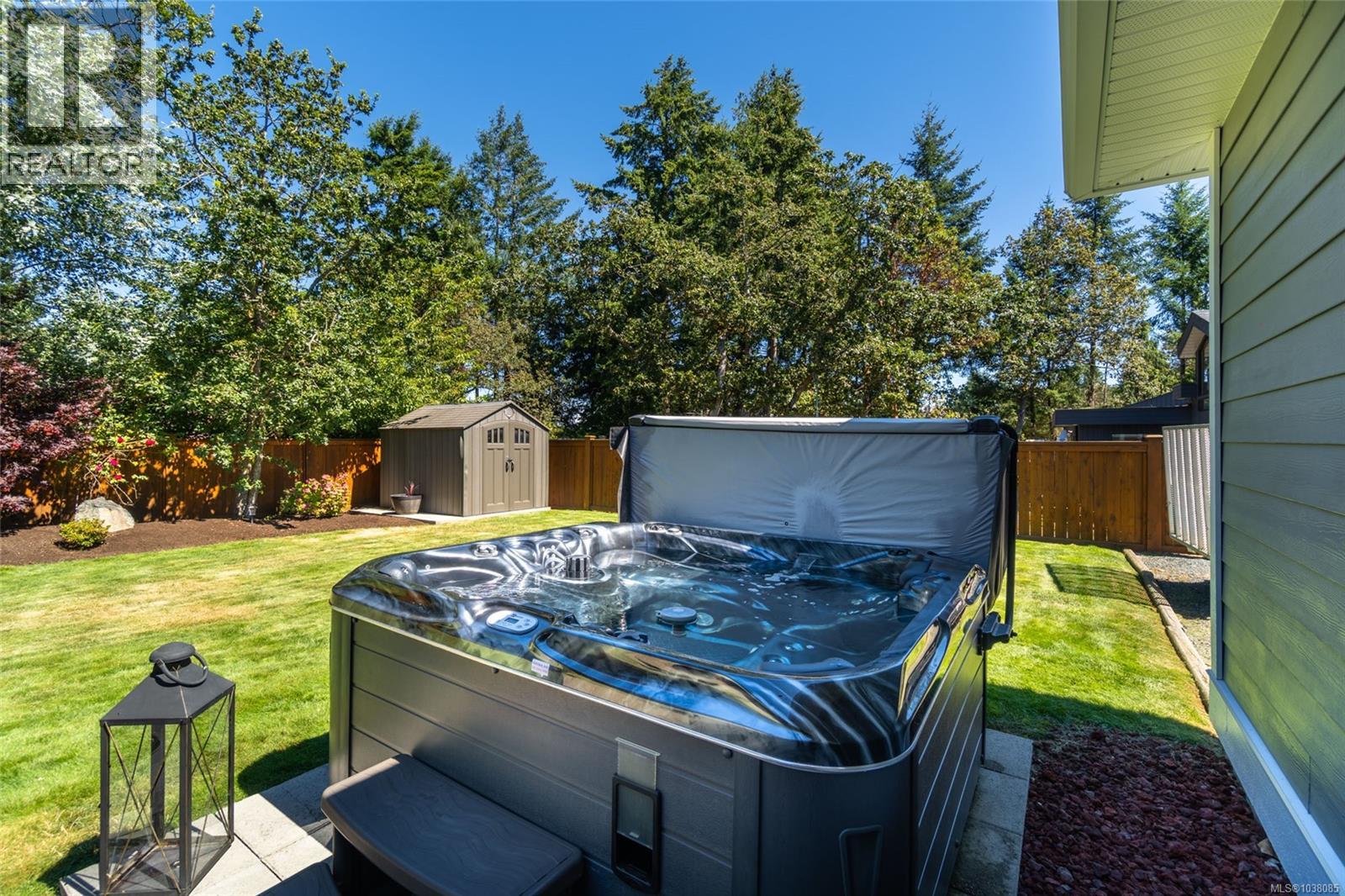 3329 Dolphin Dr - 9