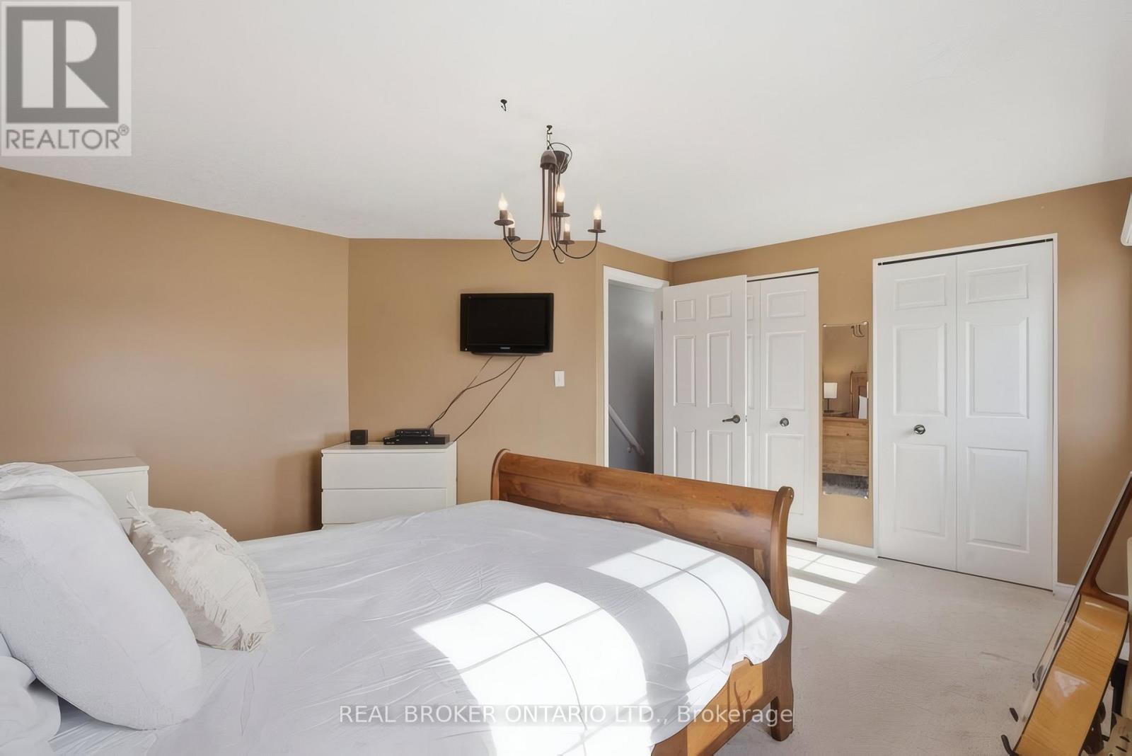 1089 COPPER LEAF CRESCENT - 27