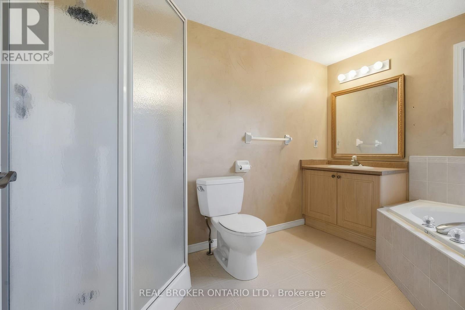 1089 COPPER LEAF CRESCENT - 28