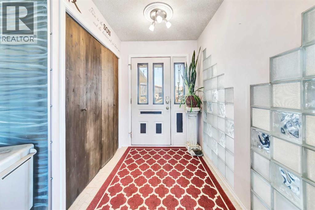 117 2 Avenue W - photo 2