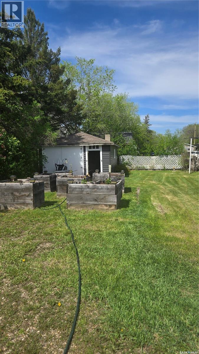 716 Walsh AVENUE - 3