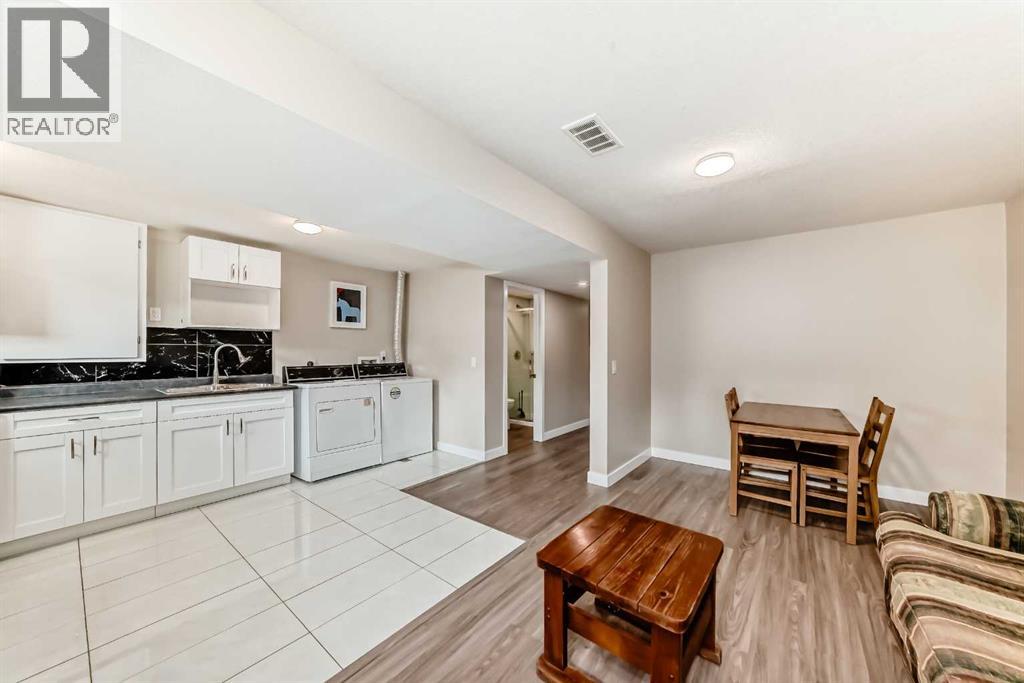 2311 Westmount Road NW - 31