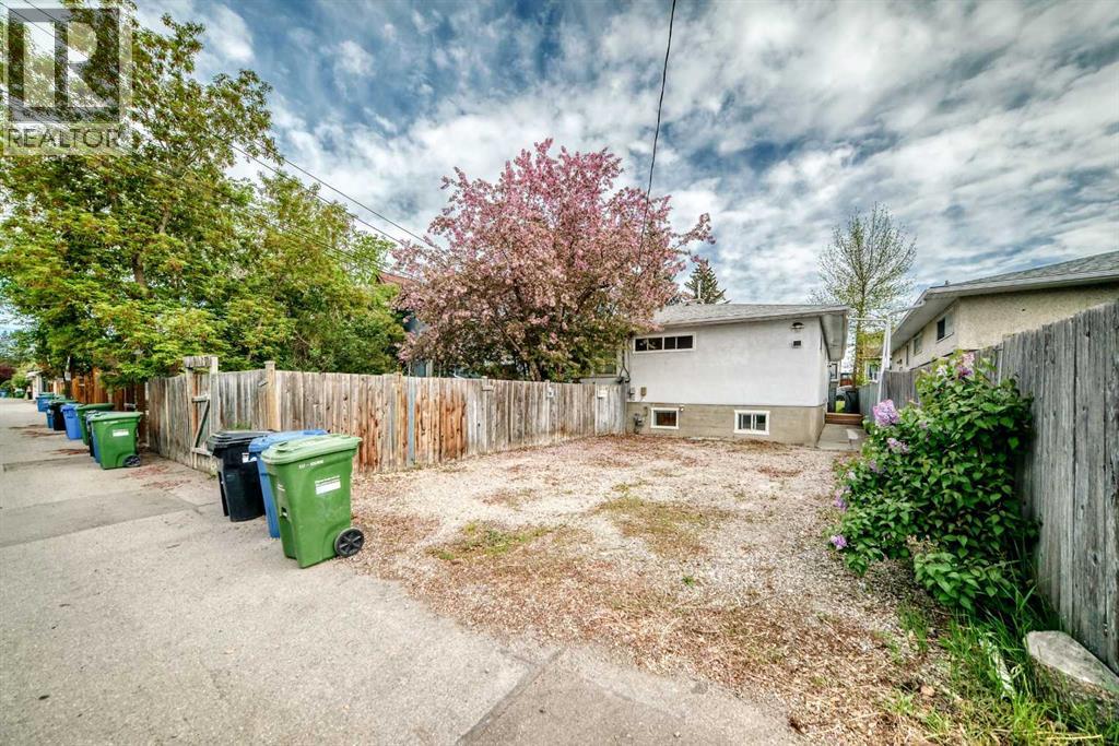 2311 Westmount Road NW - 44