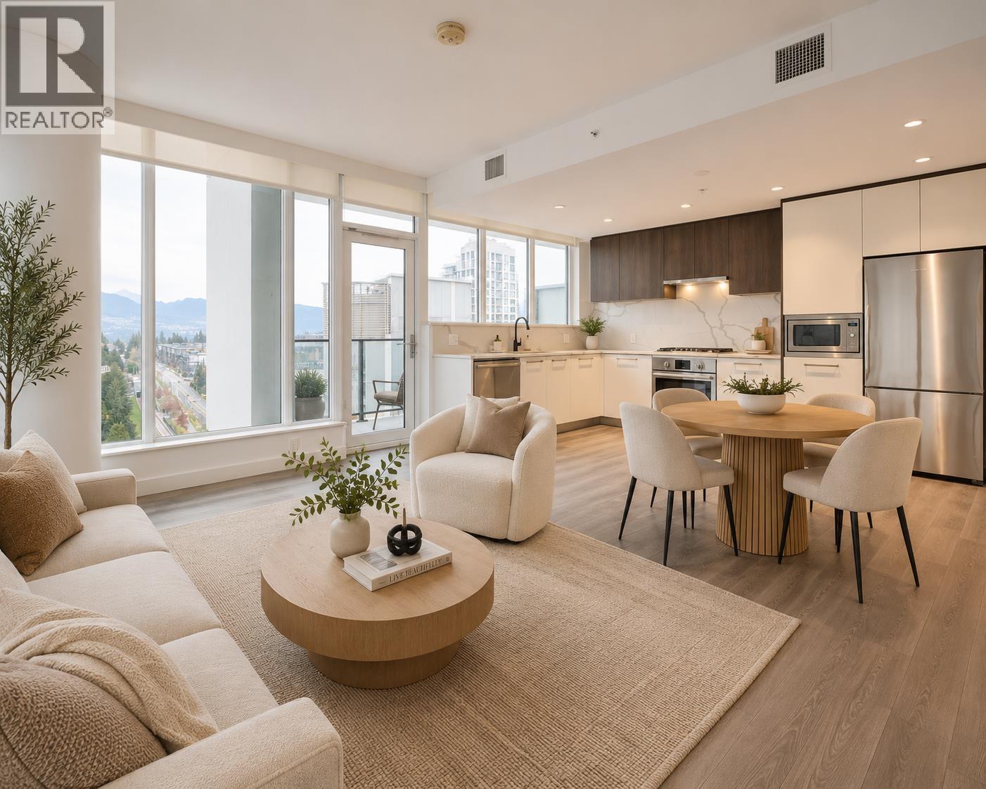 1604 567 CLARKE ROAD, Coquitlam