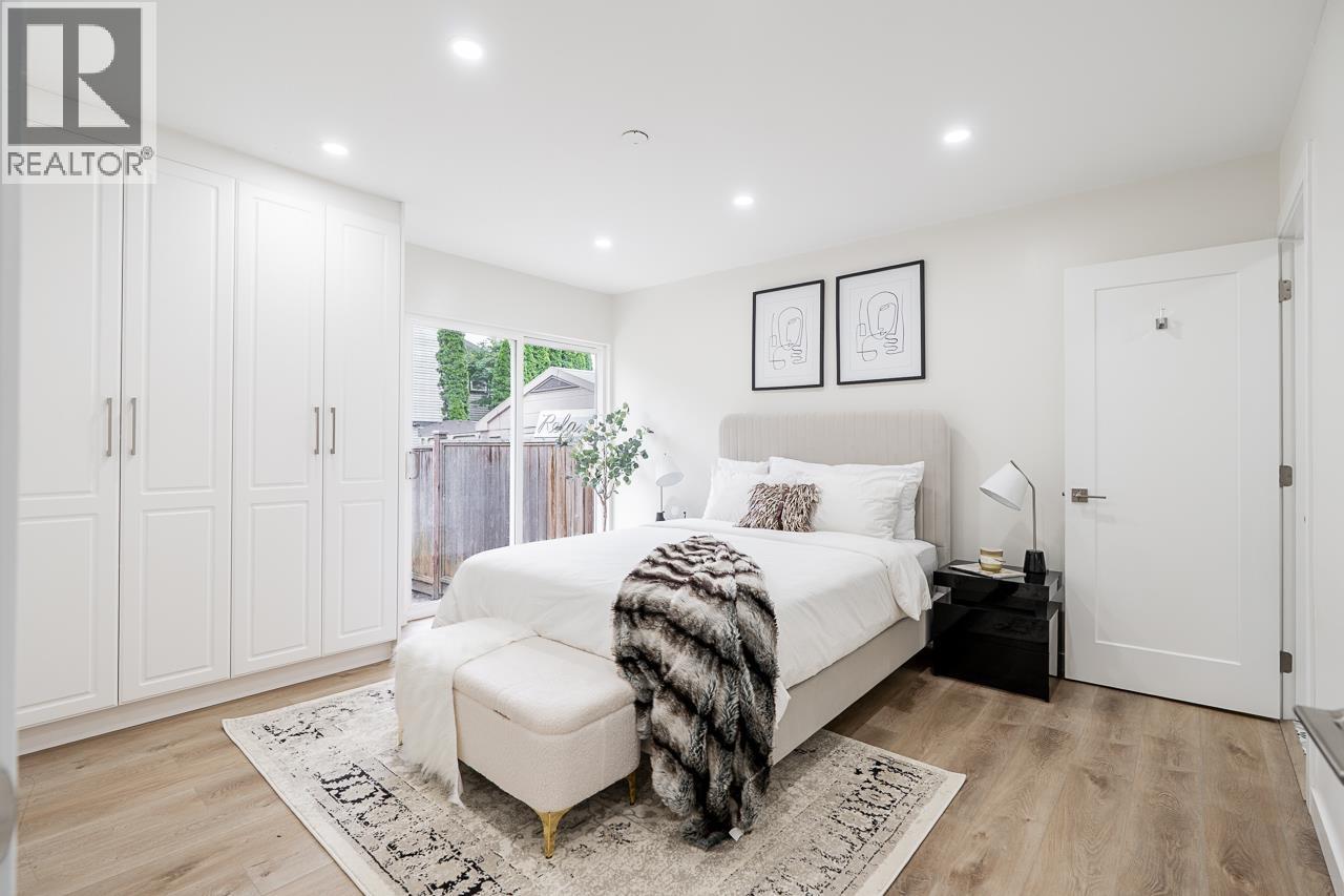2520 GORDON AVENUE, Port Coquitlam
