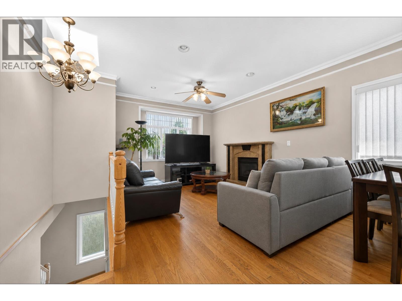 6959 CULLODEN STREET, Vancouver
