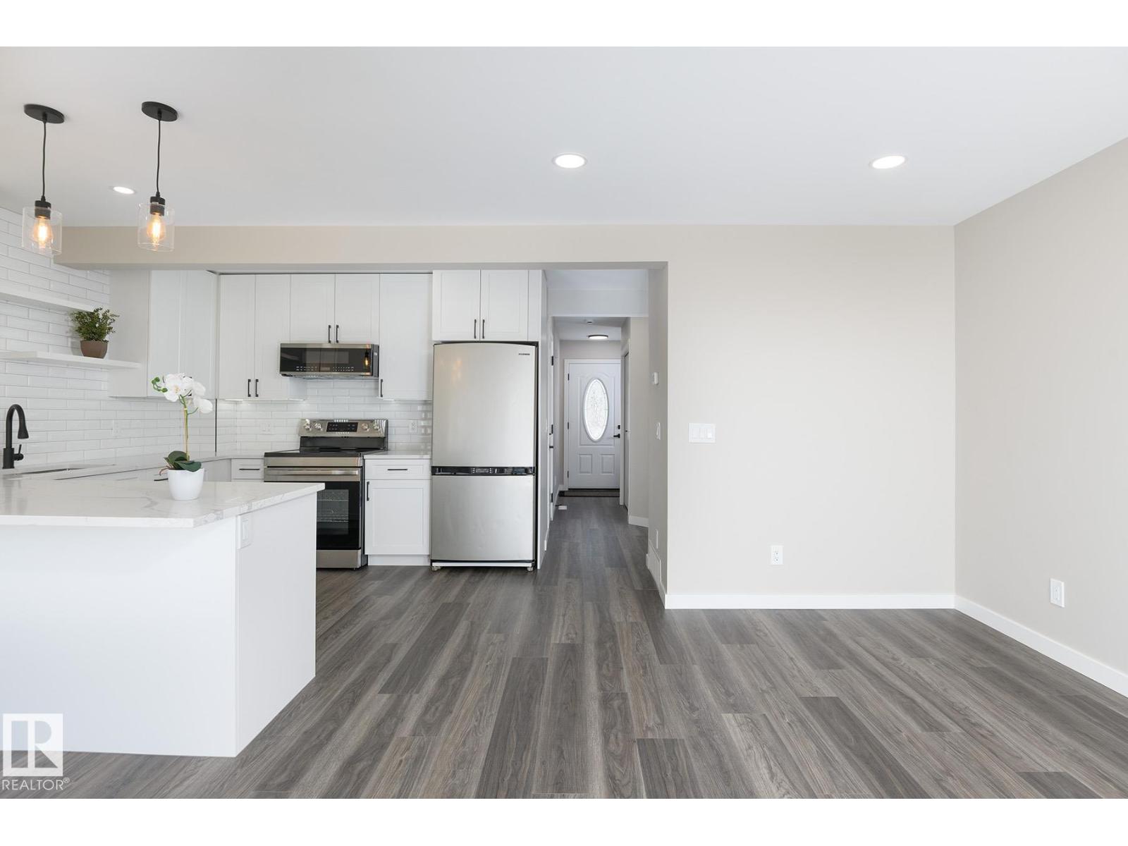 20031 53A AV NW - 5