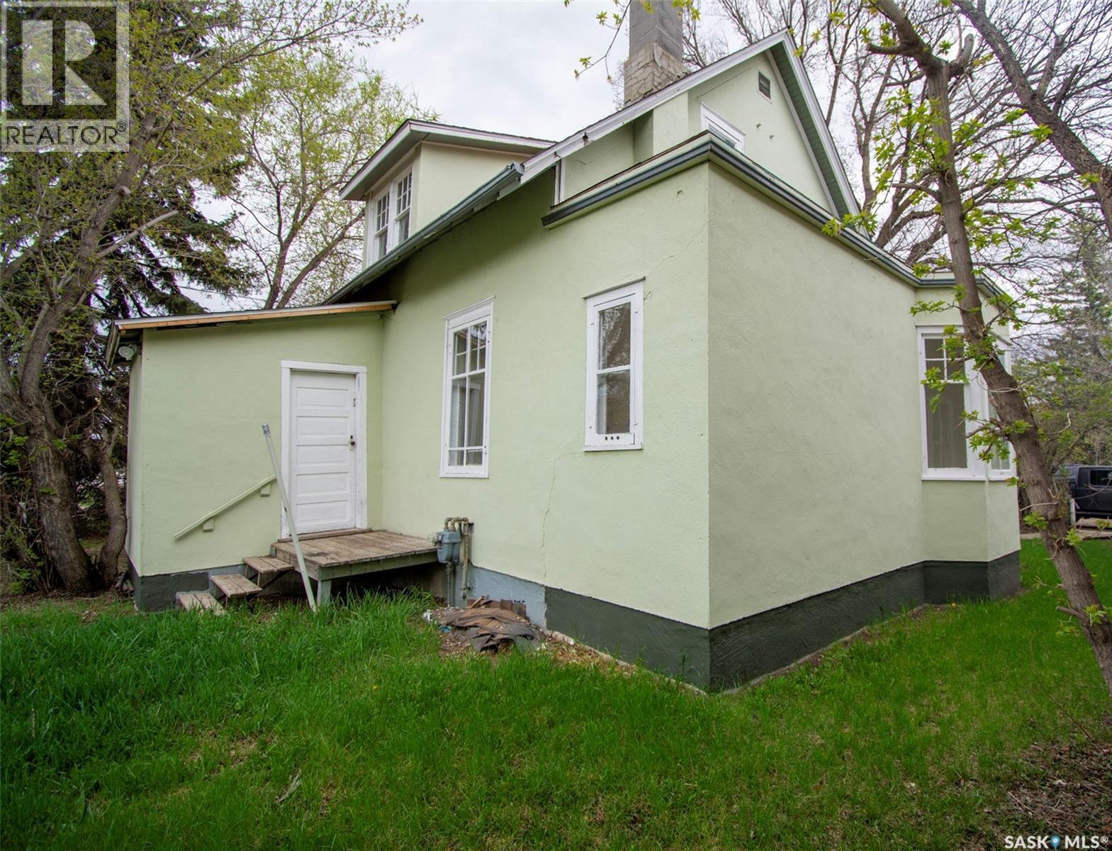760 James STREET N - 58