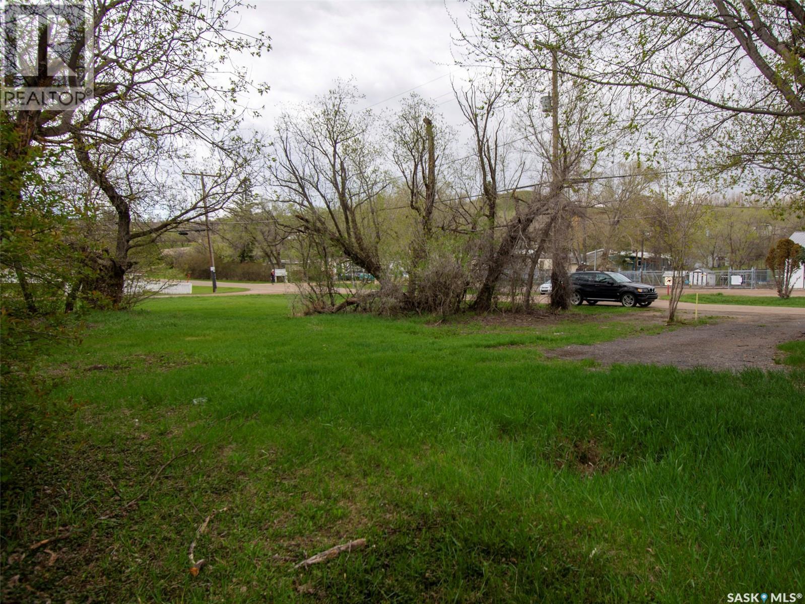 760 James STREET N - 63
