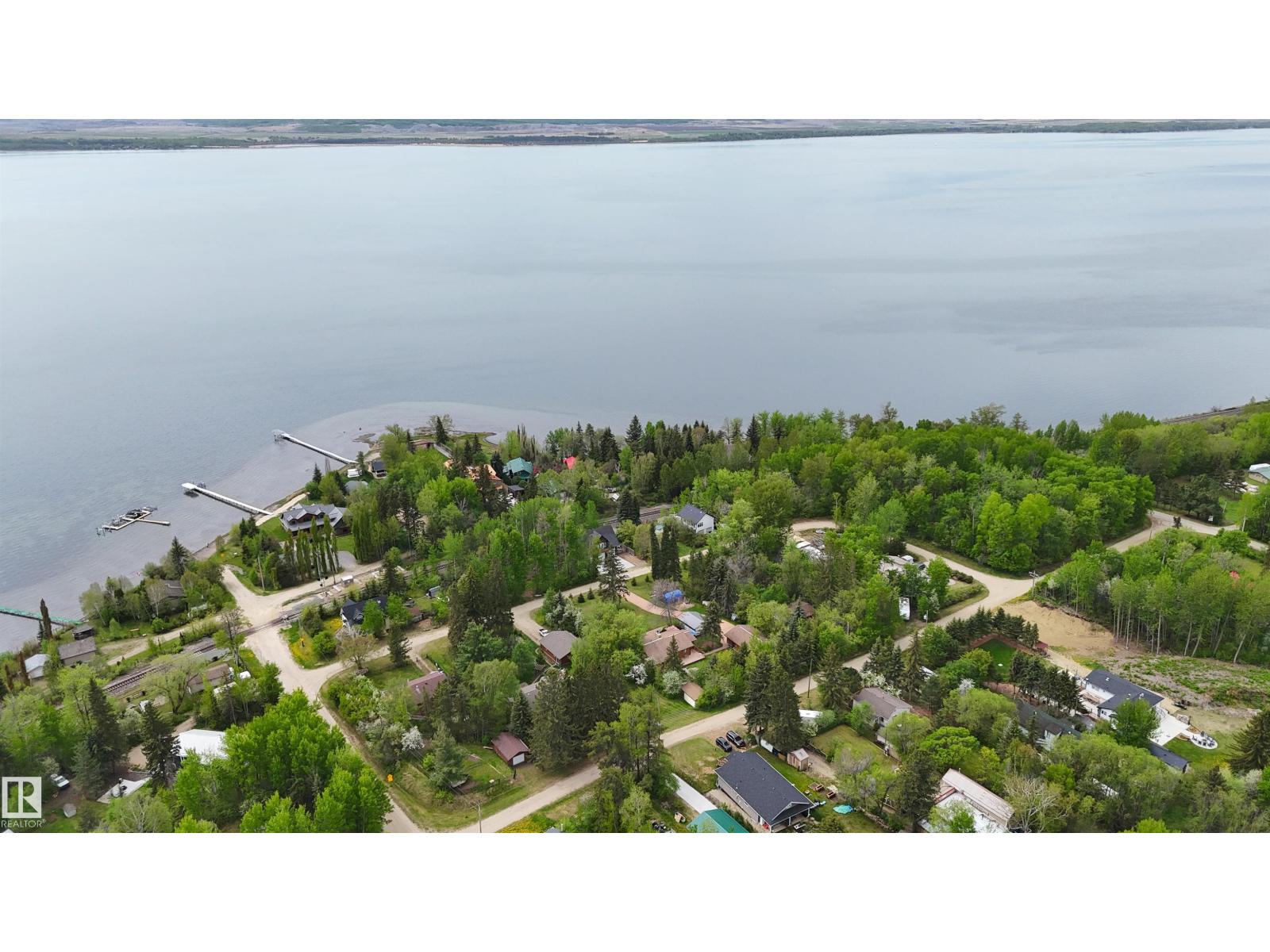 #56 4521 LAKESHORE RD - 47