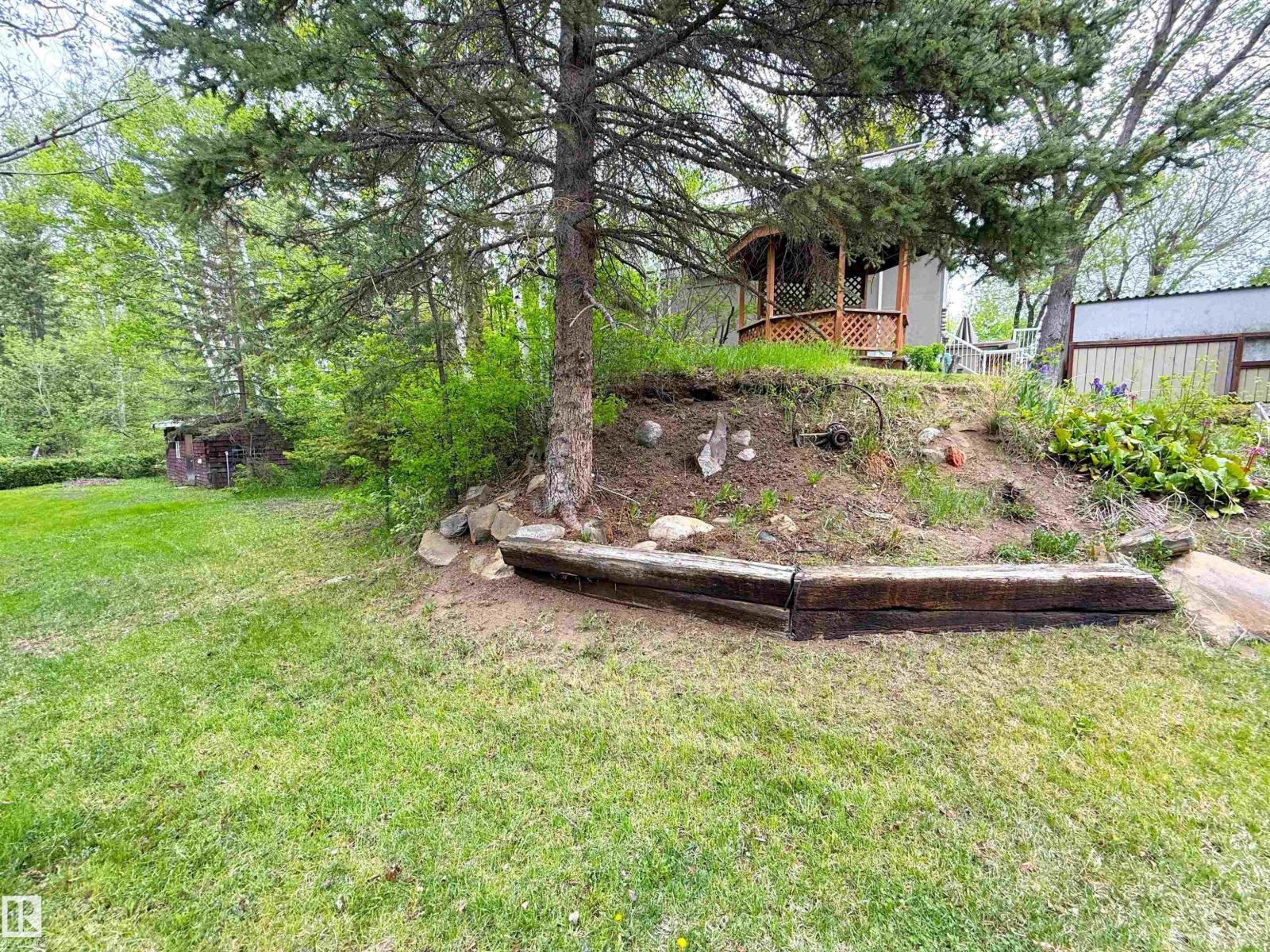 #56 4521 LAKESHORE RD - 39