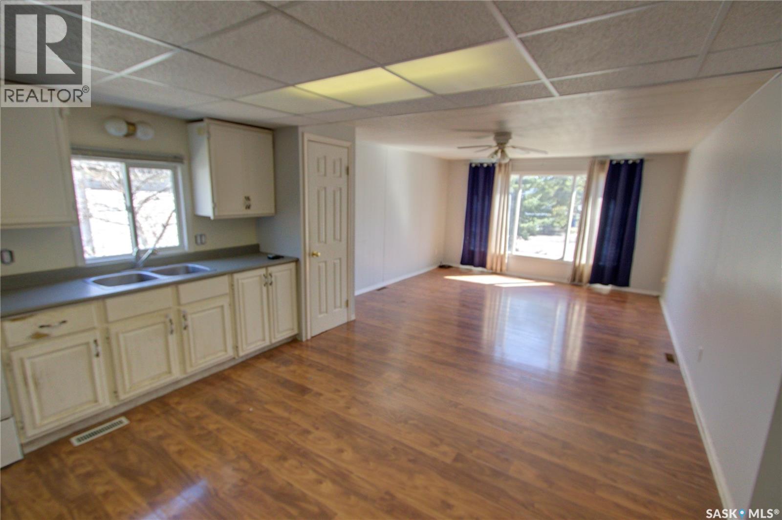 203 5th AVENUE - 4