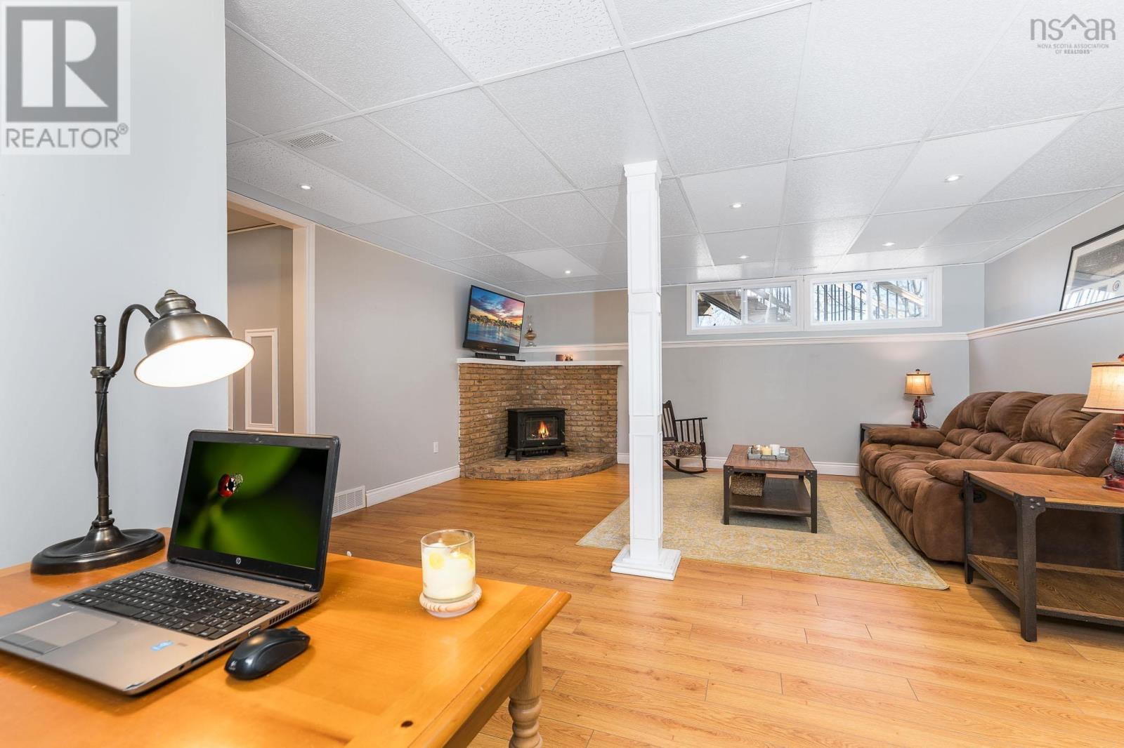 467 Old Sackville Road - 34