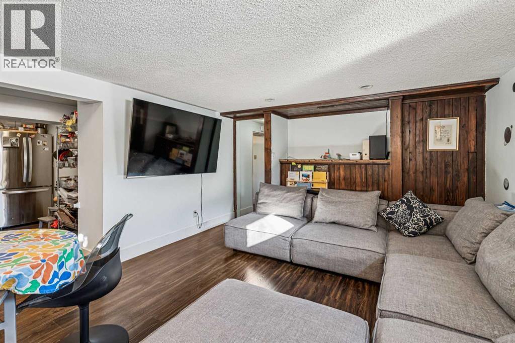 614 21 Avenue NE - 17