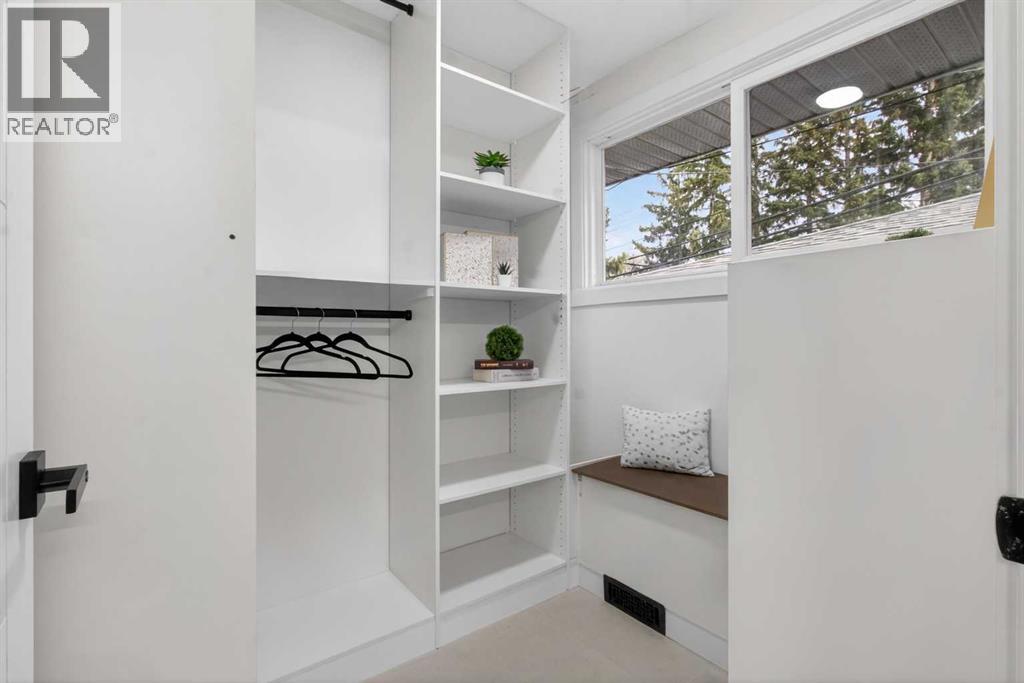 739 Sabrina Road SW - 16