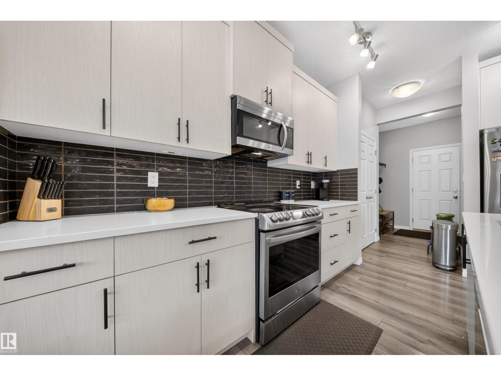 6085 King LD SW - 9