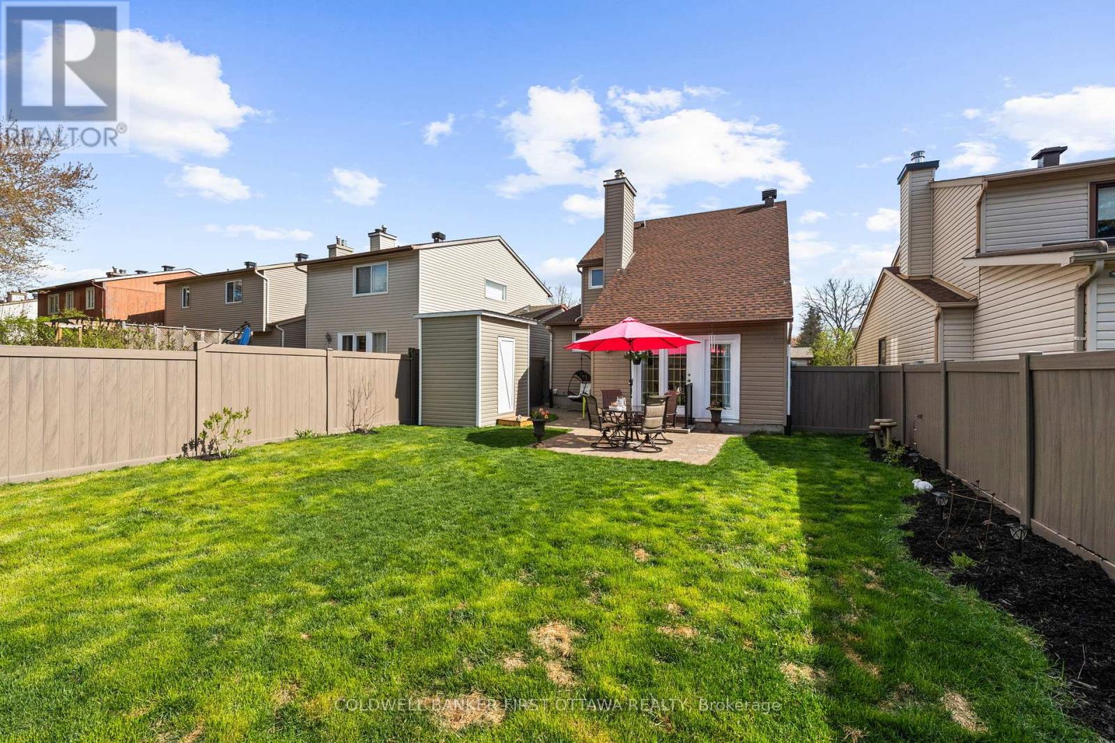 34 MELVILLE DRIVE - 37