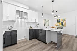 5pc Bathroom - 3 King Bay, Selkirk, MB R1A4P8 Photo 8