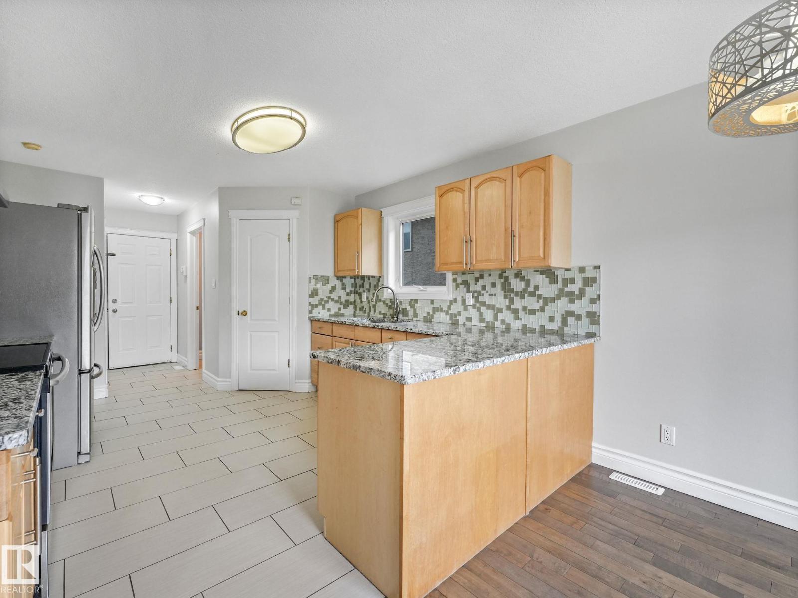 173 CASTLE DR NW - 18