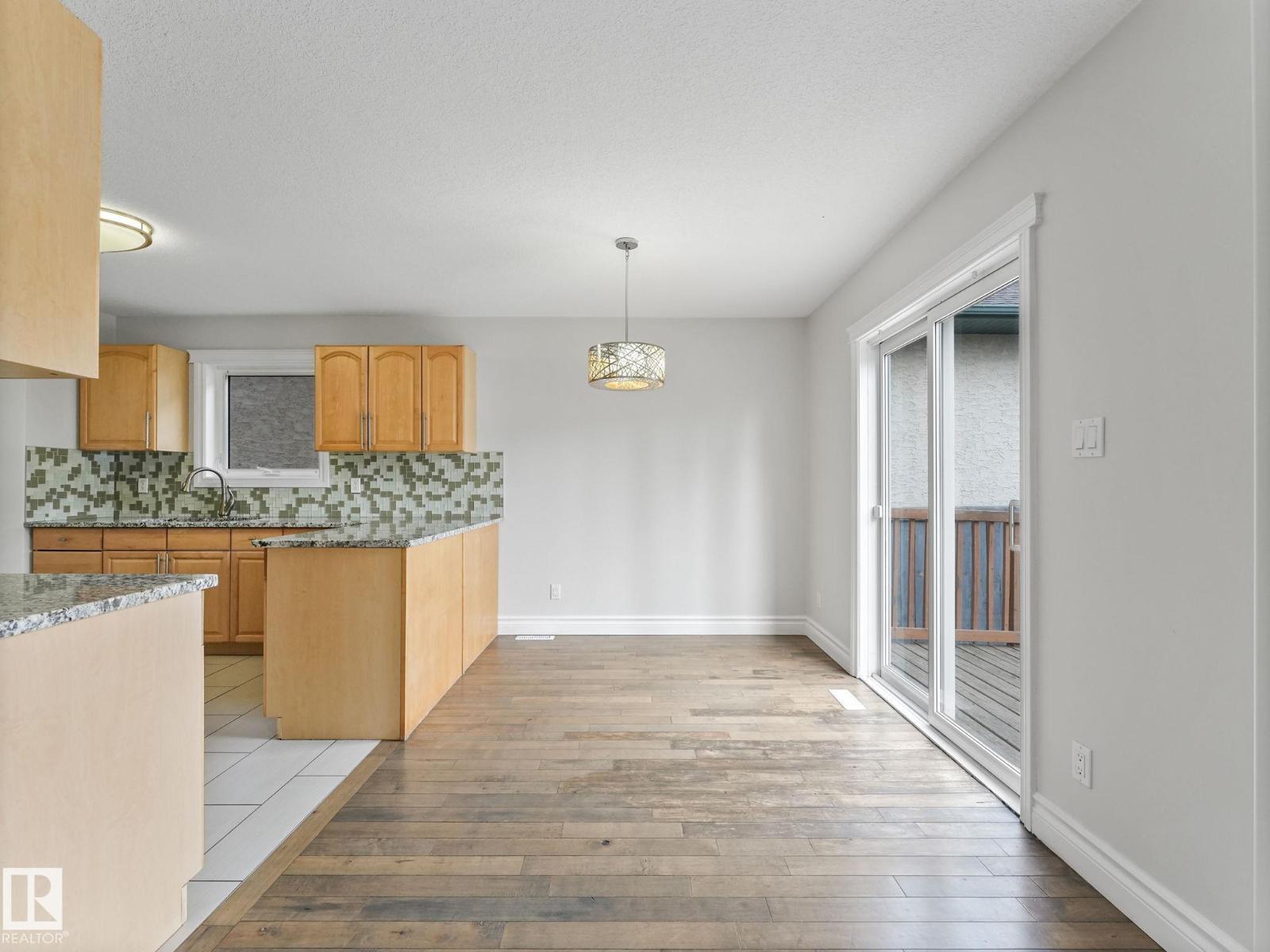 173 CASTLE DR NW - 14