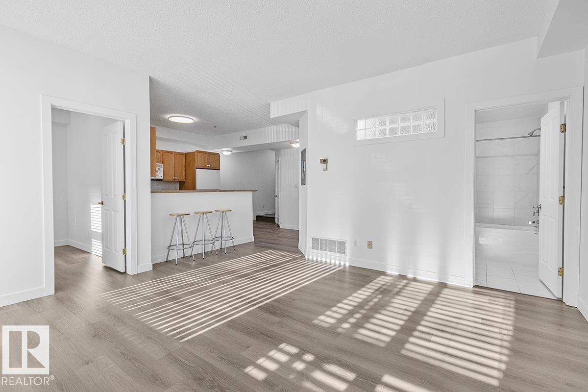 #117 10717 83 AV NW - Image 3