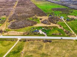 1059 Veterans Memorial Road, St Laurent, MB R0C2S0 Photo 37