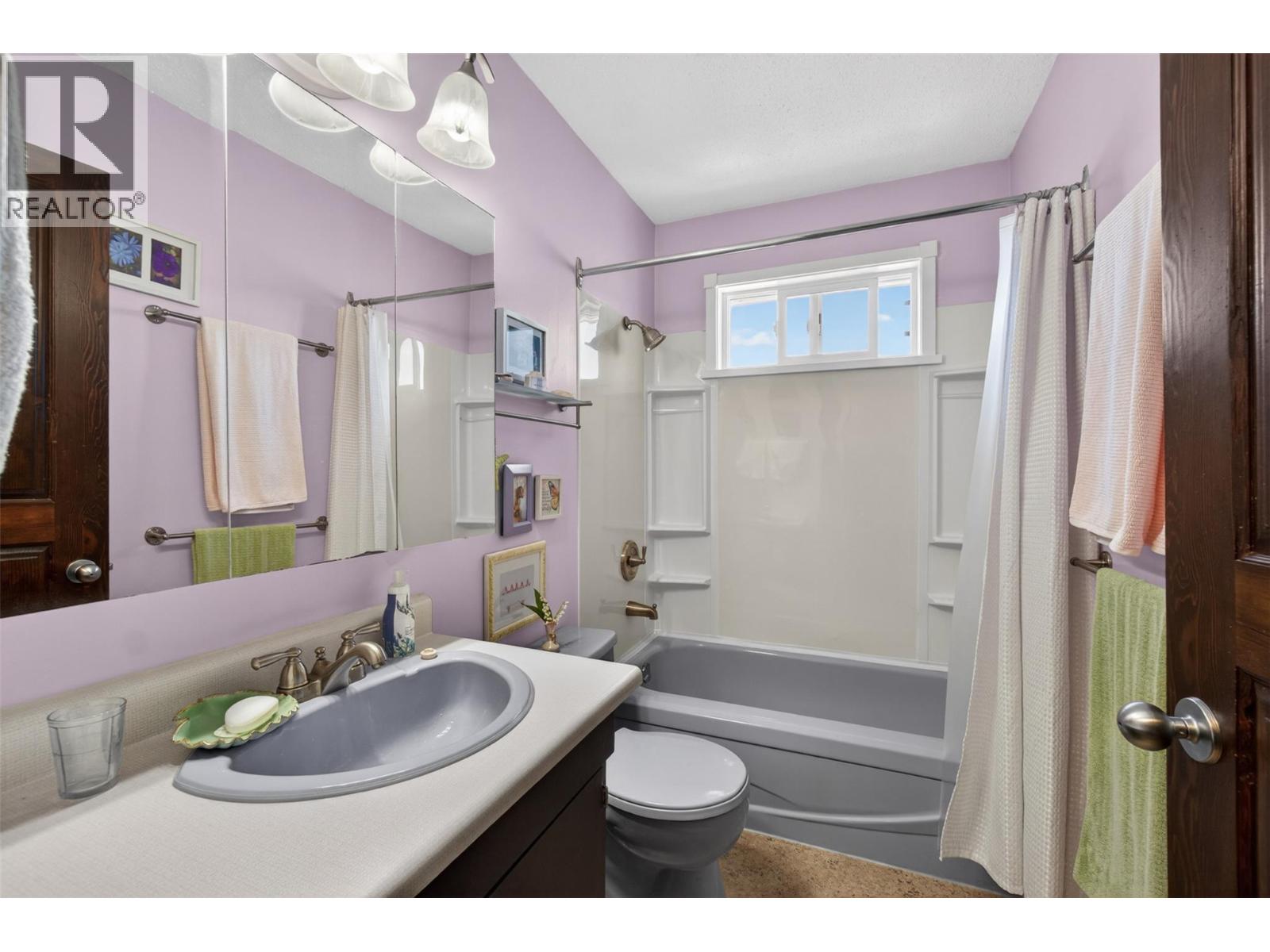 361 2 Street SE - 23