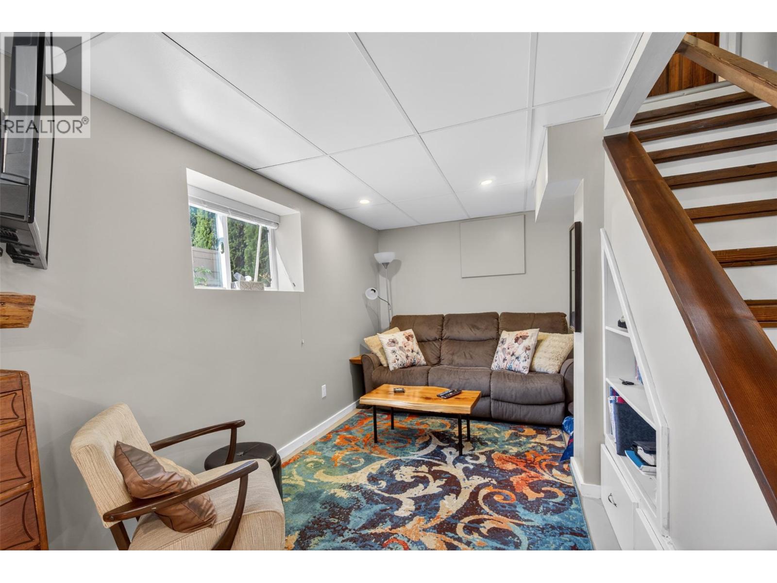 361 2 Street SE - 30