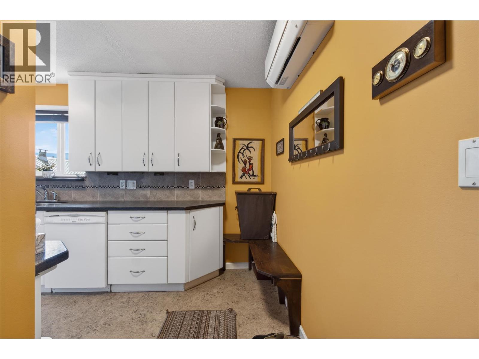361 2 Street SE - 24
