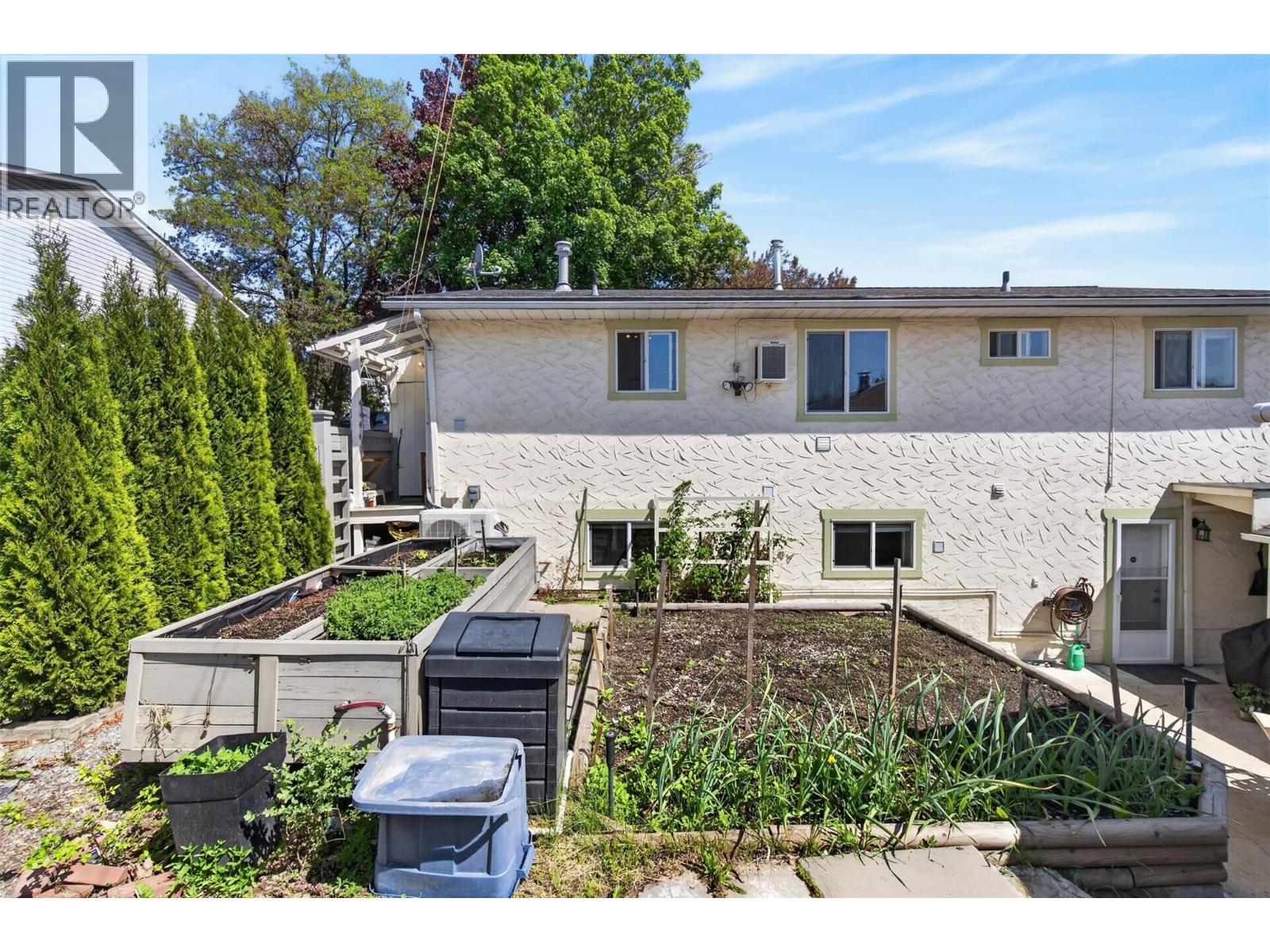 361 2 Street SE - 50