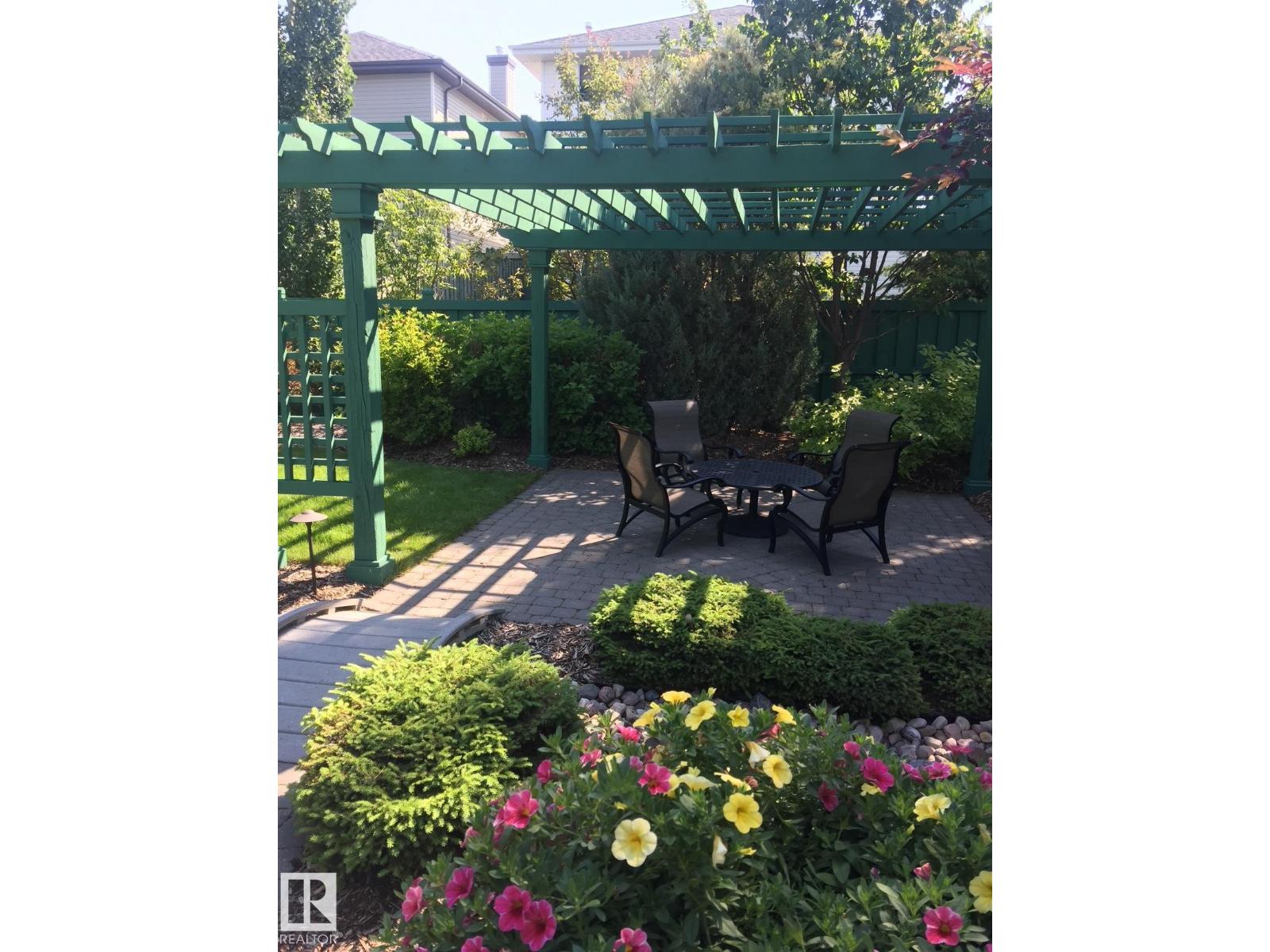 527 HUNTERS GR NW — photo 27